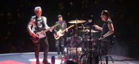 BONO PEDE HOMENAGEM A ALEXEI NAVALNI DURANTE SHOW DO U2 EM LAS VEGAS