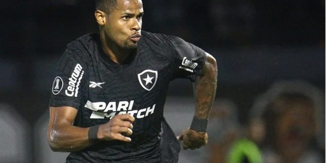 BOTAFOGO GOLEIA O BOAVISTA E JÚNIOR SANTOS É EXALTADO PELA TORCIDA