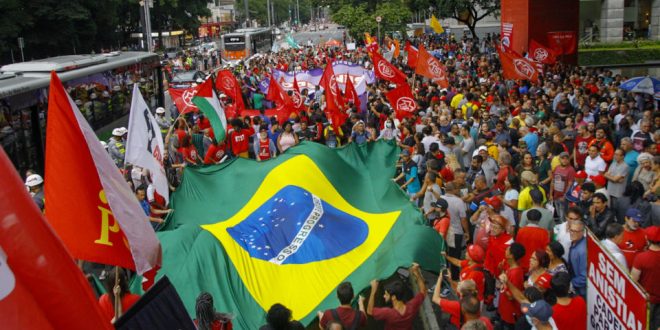 COM PRESENÇA INCERTA DE LULA, ESQUERDA SE MOBILIZA CONTRA ANISTIA A PRESOS DO 8/1