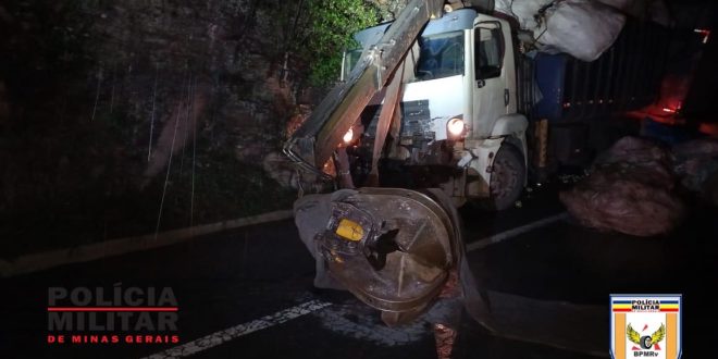 ACIDENTE FATAL NA RODOVIA MG-050: CAMINHÃO SEM FREIOS RESULTA EM VÍTIMA DE 35 ANOS EM CAPITÓLIO